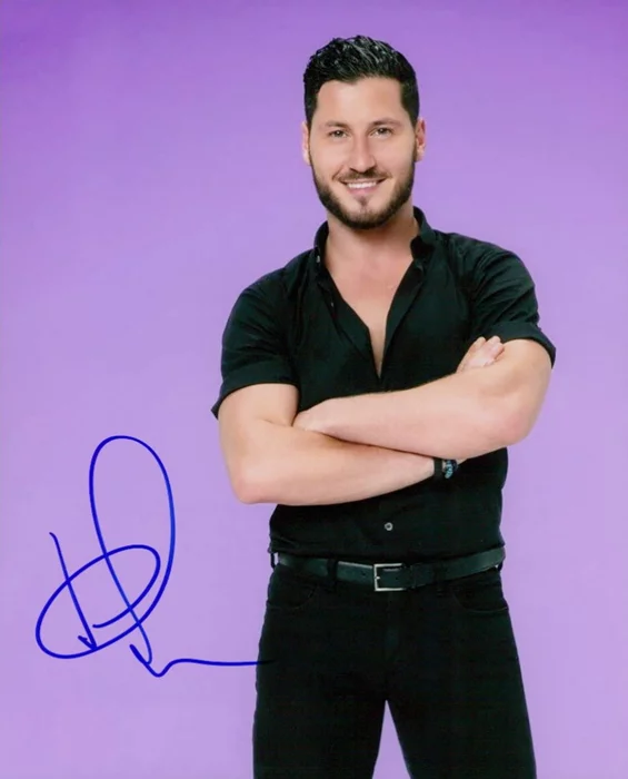 Val Chmerkovskiy autograph