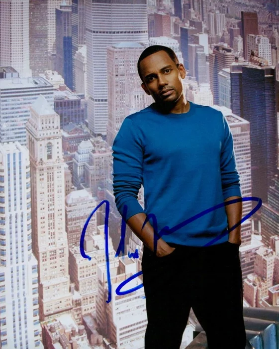 Hill Harper autograph