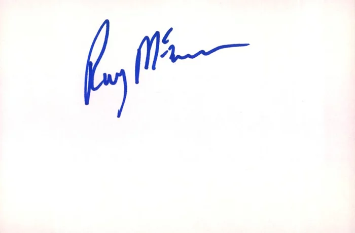 Ray McKinnon autograph