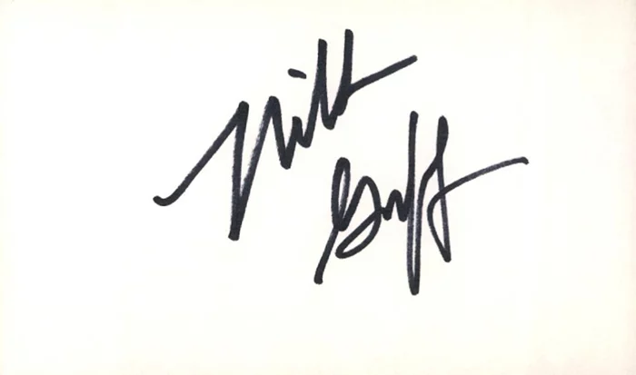 Nikki Griffin autograph