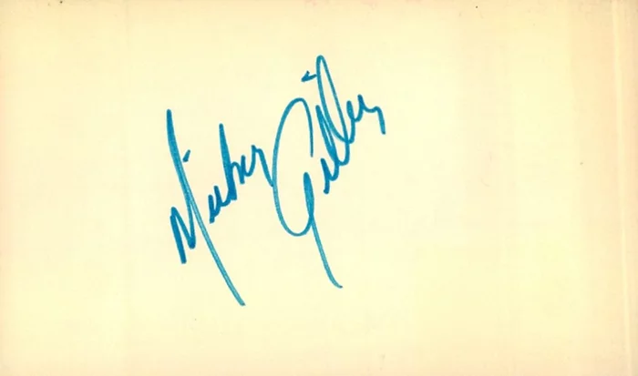 Mickey Gilley autograph