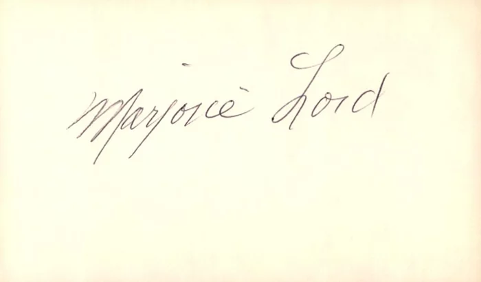 Marjorie Lord autograph
