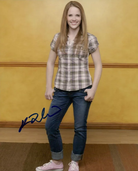 Katie Leclerc autograph