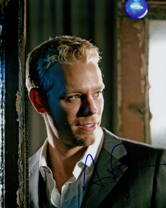 Adam Pascal autograph