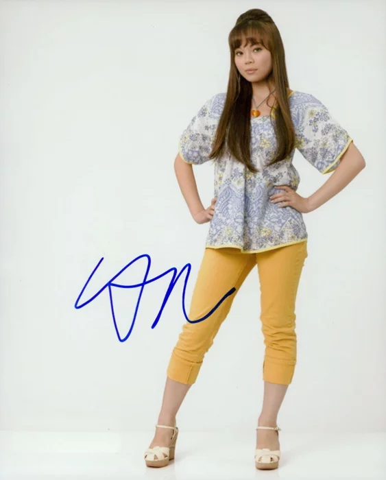 Anna Maria Perez de Tagle autograph