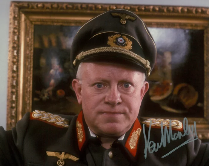 Ken Morley autograph