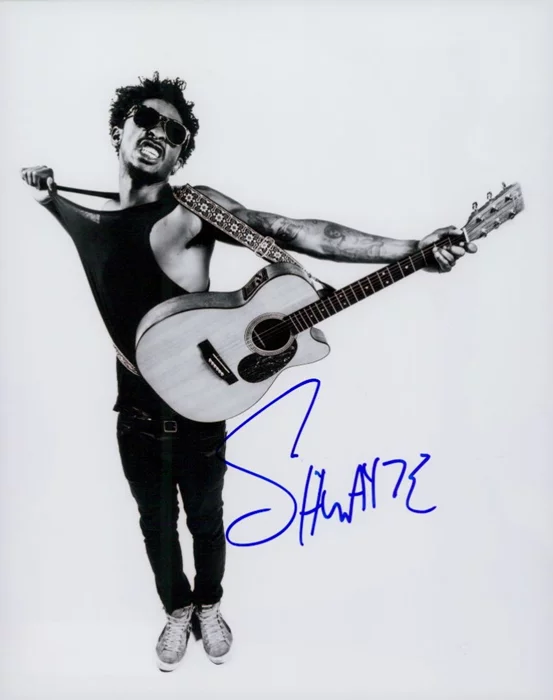 Shwayze autograph