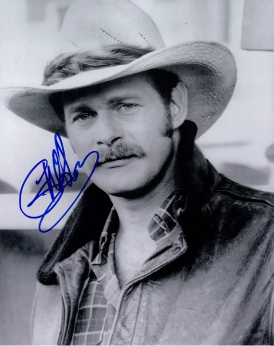 Gerald McRaney autograph