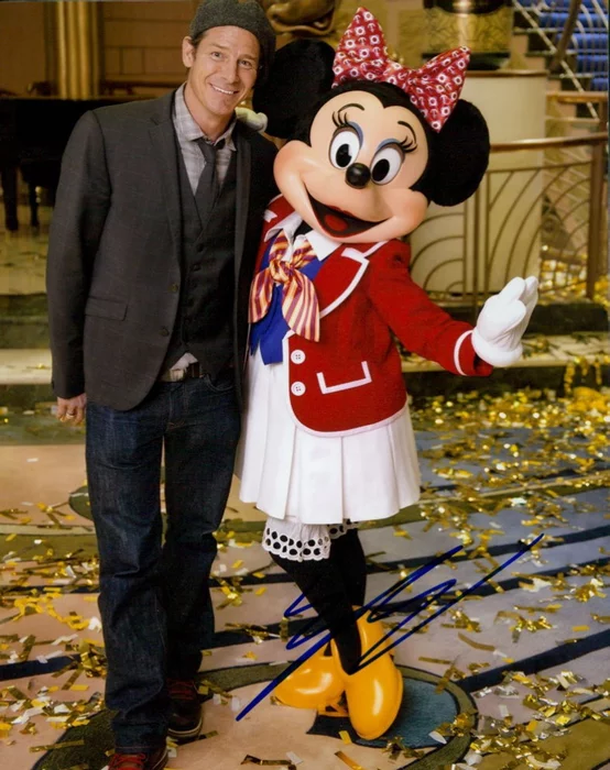 Ty Pennington autograph
