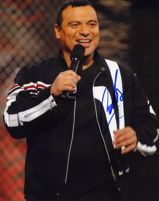 Carlos Mencia autograph