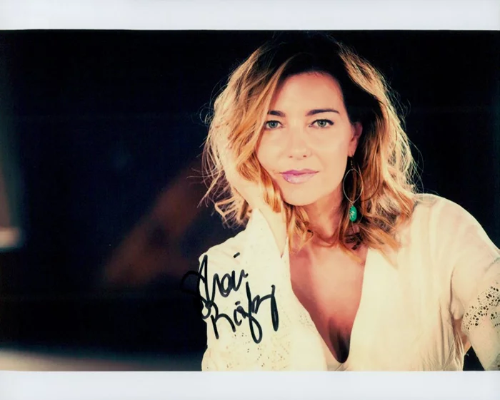 Shari Rigby autograph