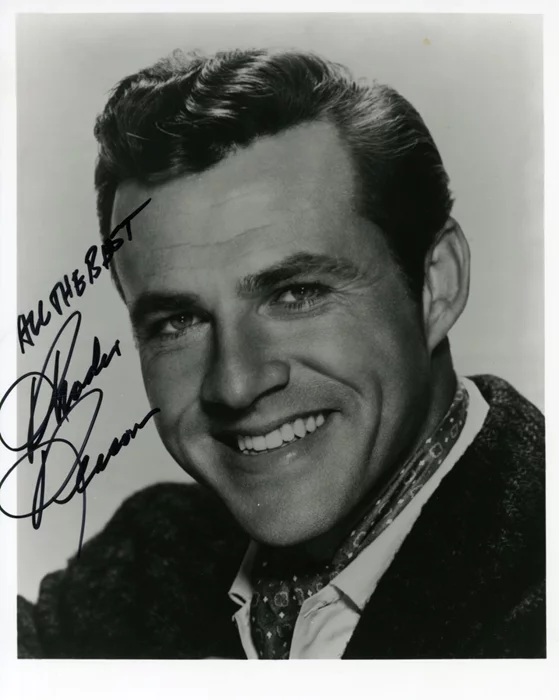 Rhodes Reason autograph