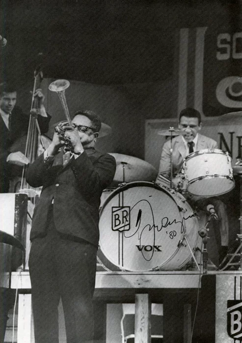 Dizzy Gillespie autograph