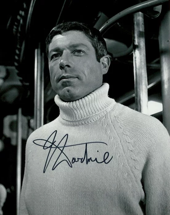 John Woodvine autograph