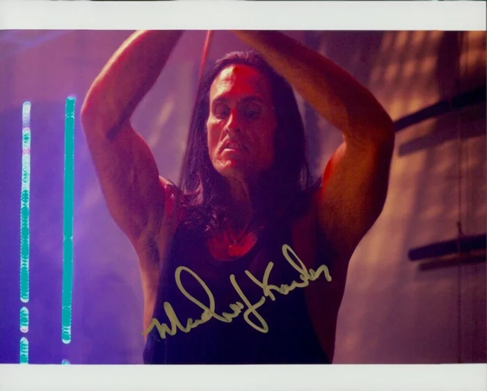 Mathew Karedas autograph