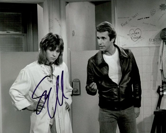 Suzi Quatro autograph