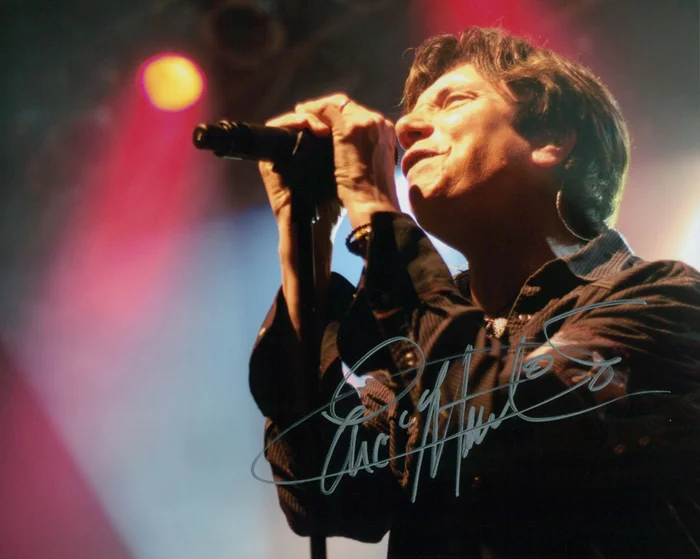 Eric Martin autograph