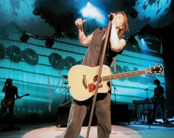 Johnny Rzeznik autograph