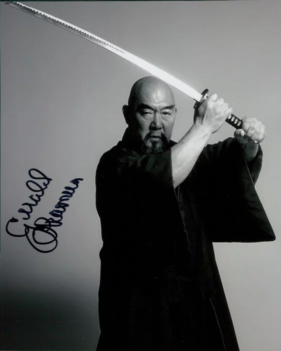 Gerald Okamura autograph