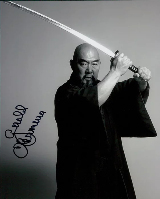 Gerald Okamura autograph