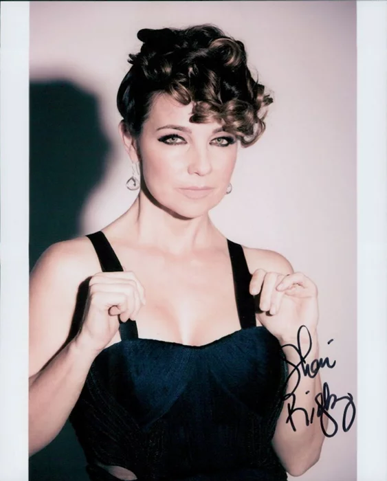 Shari Rigby autograph