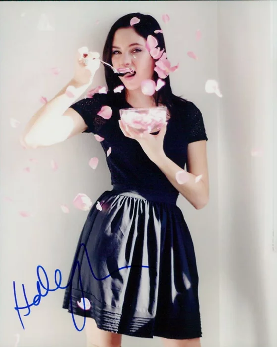 Haley Ramm autograph