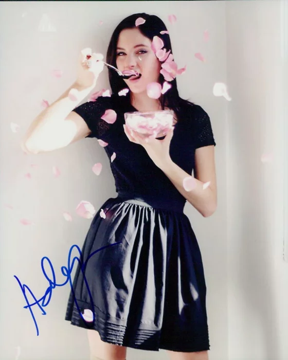 Haley Ramm autograph
