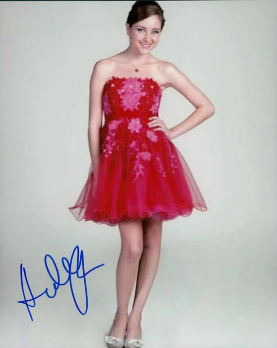 Haley Ramm autograph
