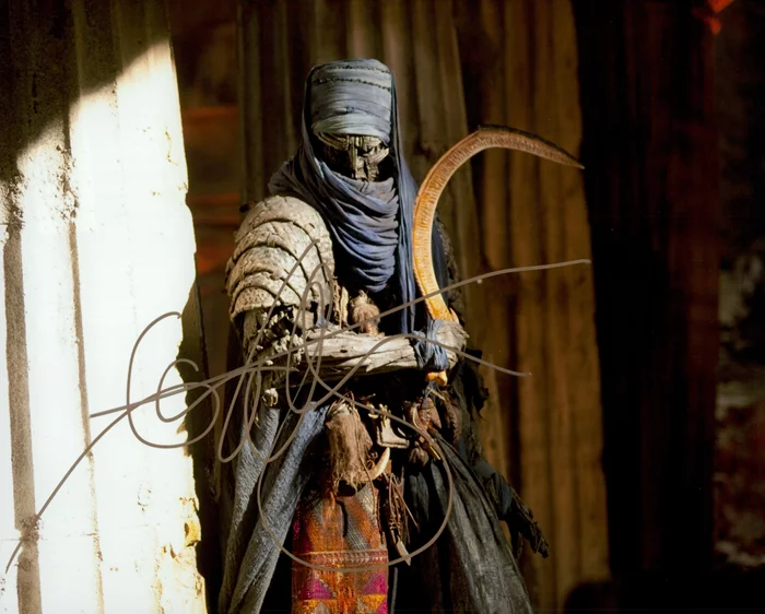 Ian Whyte autograph