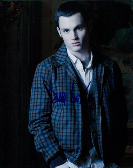 Penn Badgley autograph