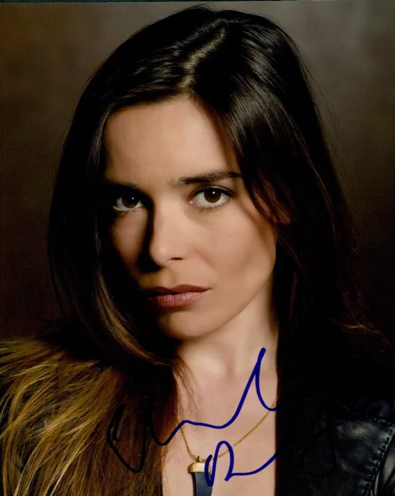 Elodie Bouchez autograph