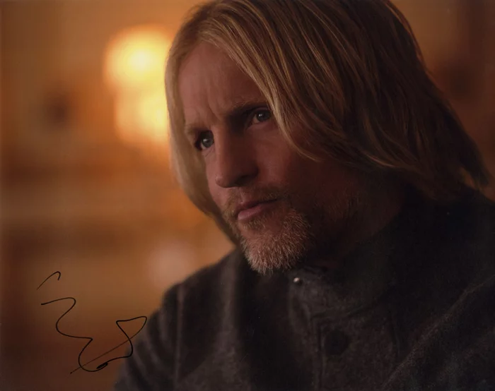 Woody Harrelson autograph