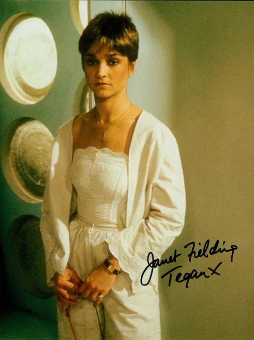 Janet Fielding autograph