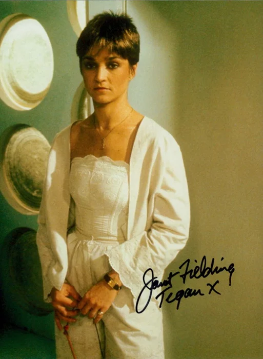 Janet Fielding autograph