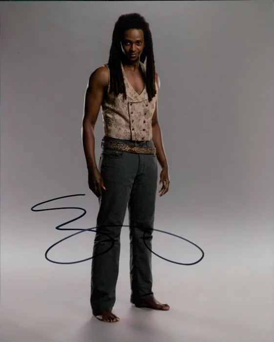 Edi Gathegi autograph