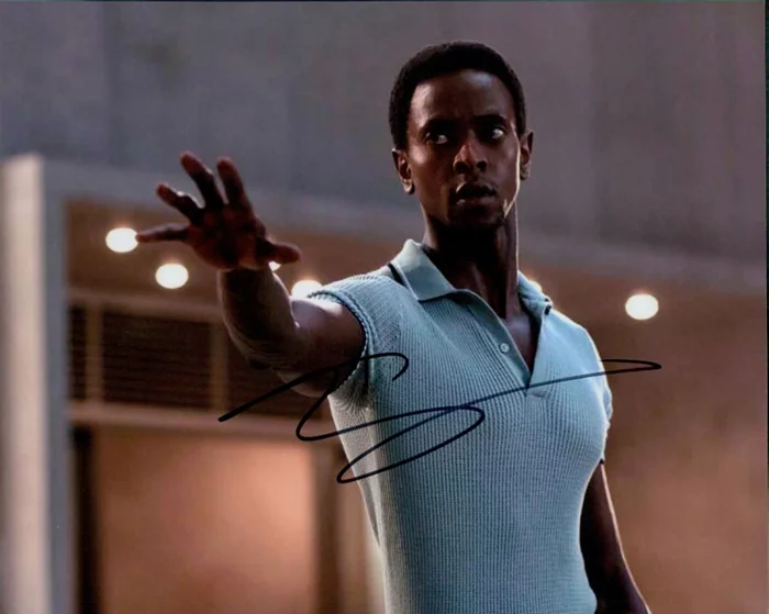 Edi Gathegi autograph
