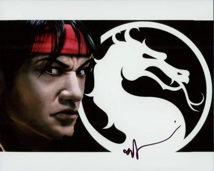 Tom Choi autograph