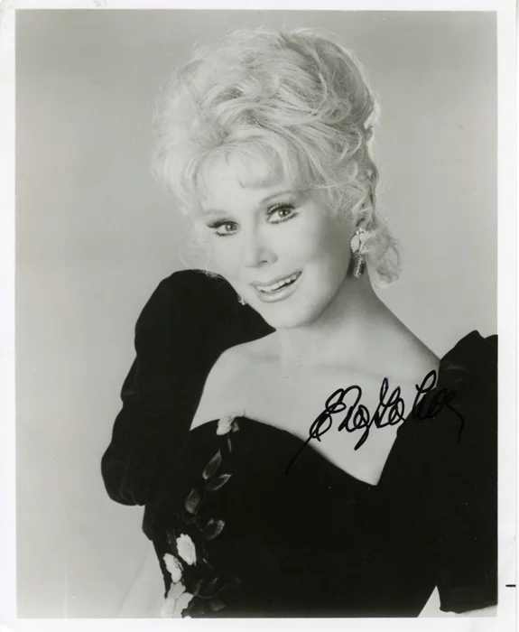 Eva Gabor autograph