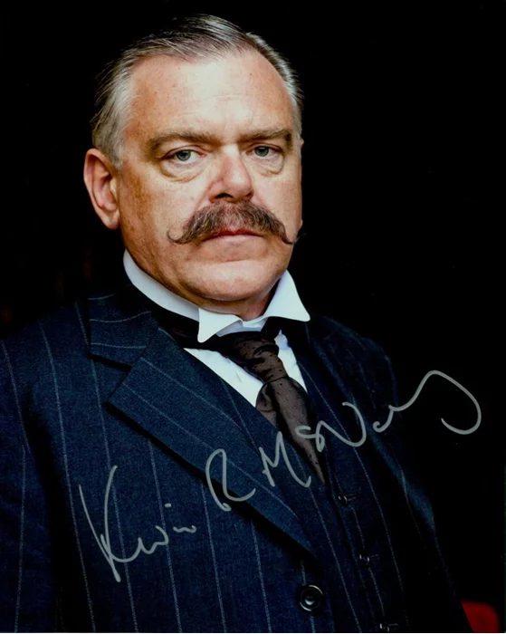 Kevin McNally autograph