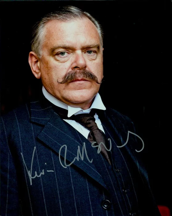 Kevin McNally autograph