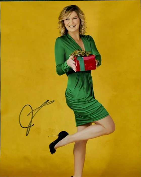Jennifer Nettles autograph