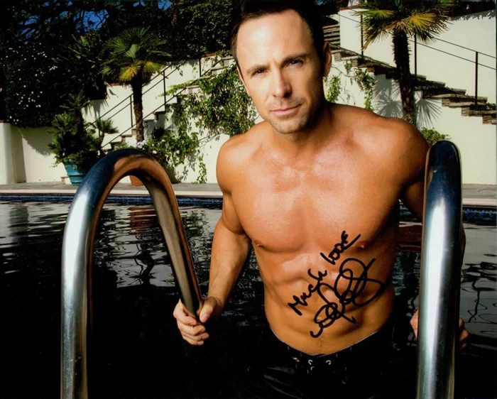 William deVry autograph