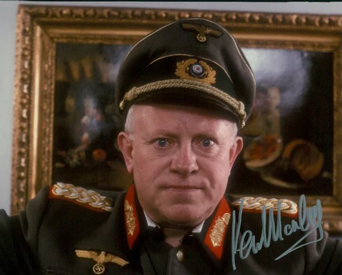 Ken Morley autograph