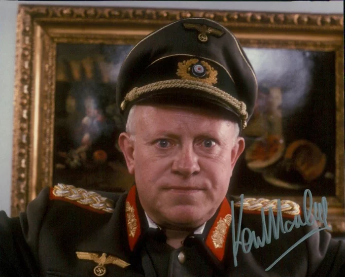 Ken Morley autograph