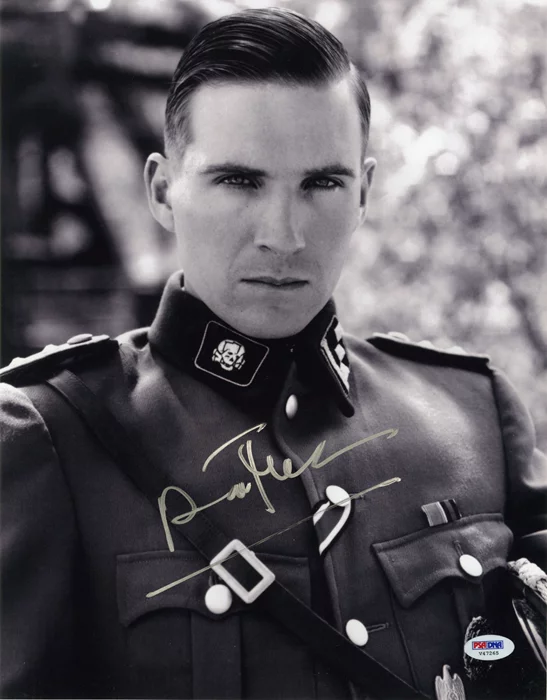 Ralph Fiennes autograph