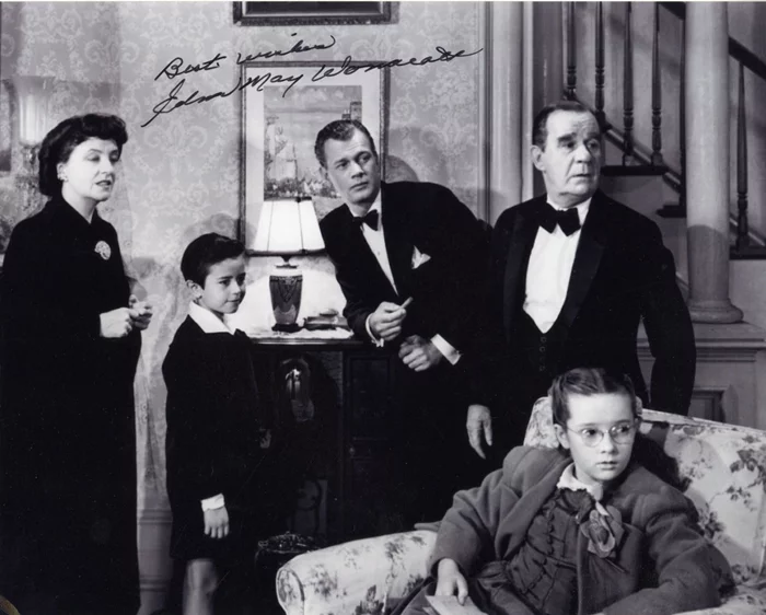 Edna May Wonacott autograph