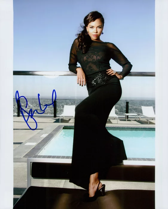 Sharon Leal autograph