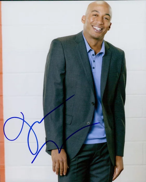 James Lesure autograph