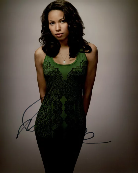 Jurnee Smollett autograph