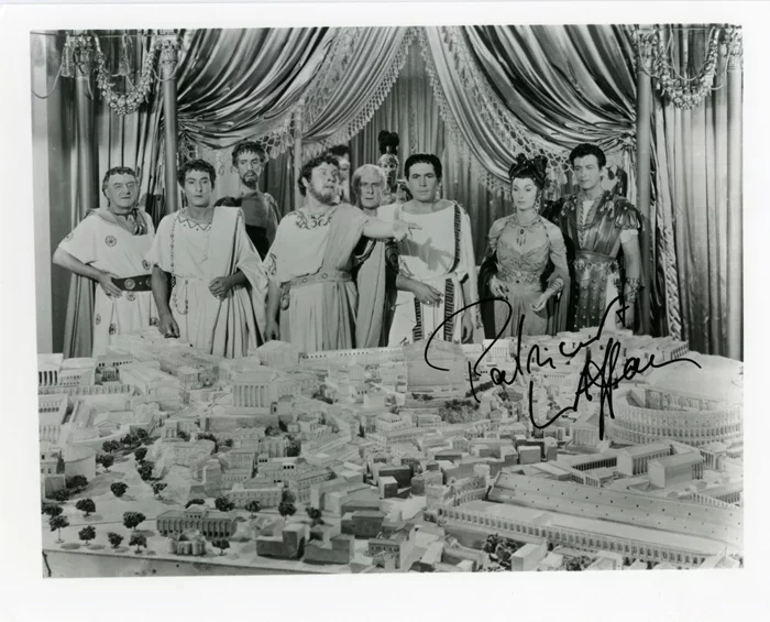 Patricia Laffan autograph